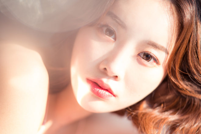 うるうるまぶたで愛され女子になる！「透明感メイク」が叶うアイシャドウ3選